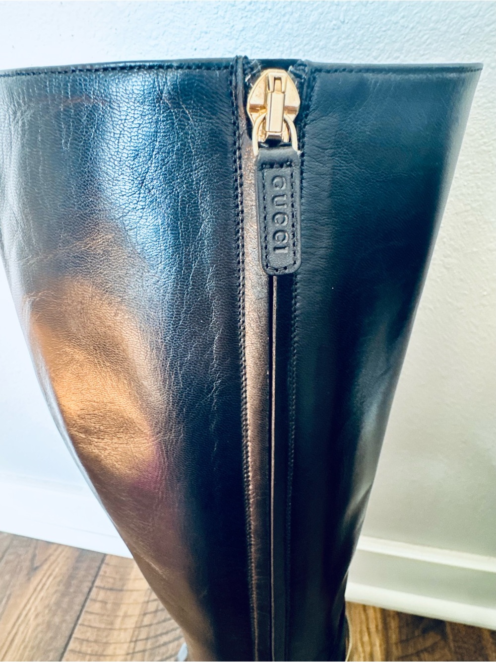 Gucci Black Leather Horsebit Accent Stiletto Boots - Picture 5 of 8